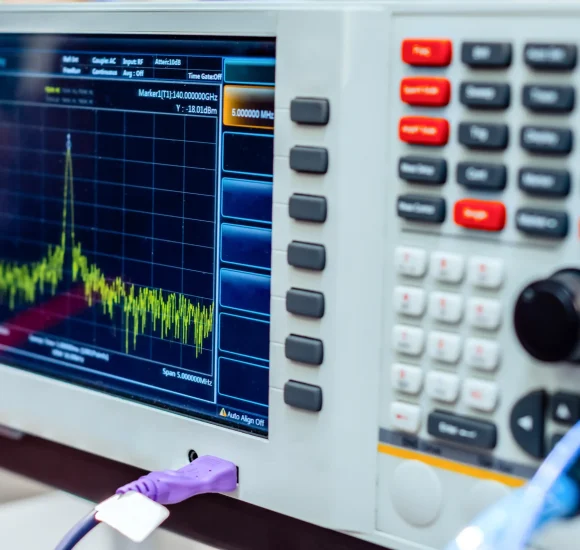 fragment-modern-digital-oscilloscope-scientific-measuring-equipment